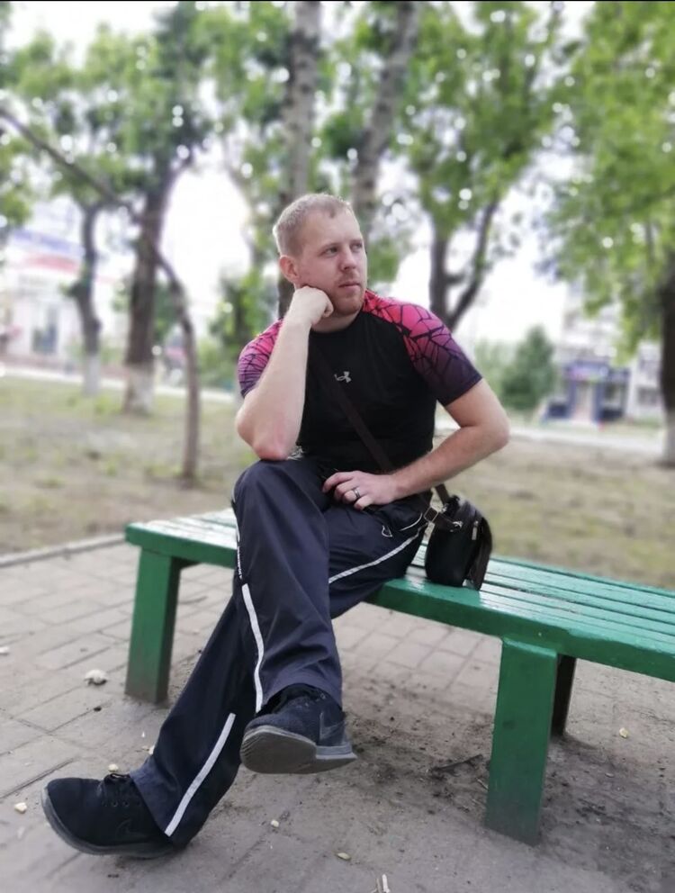  52306459  , 32 ,    