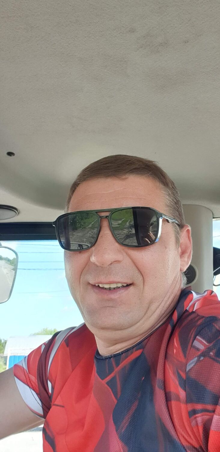  46679948  , 43 ,    