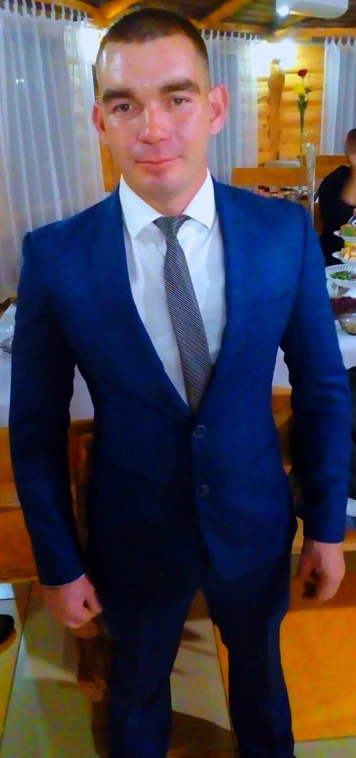  31936008  Dmitry, 32 ,    