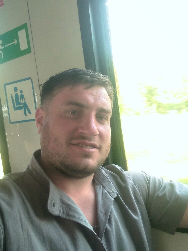  35150148  , 33 ,    