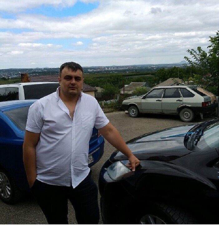  ,   Vlad, 47 ,   ,   