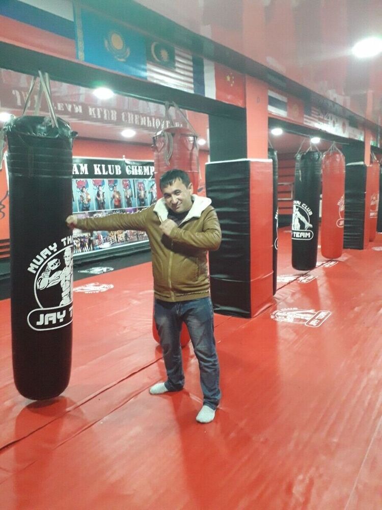  21335148  Rahmatillo, 41 ,    