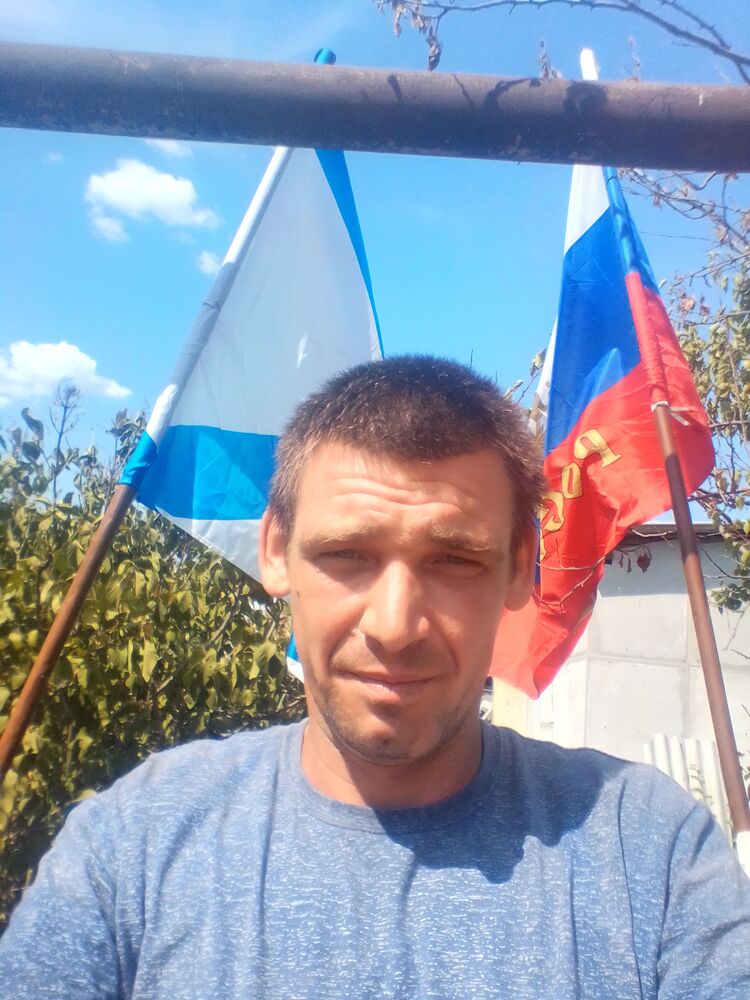  45050548  , 32 ,    
