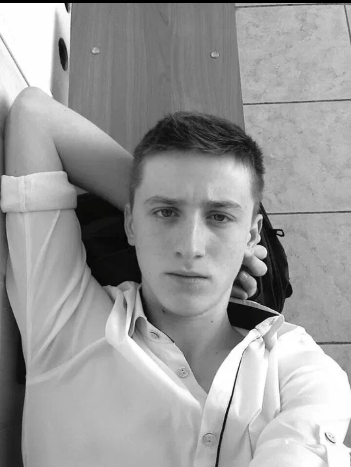  ,   Kirill, 25 ,   ,   