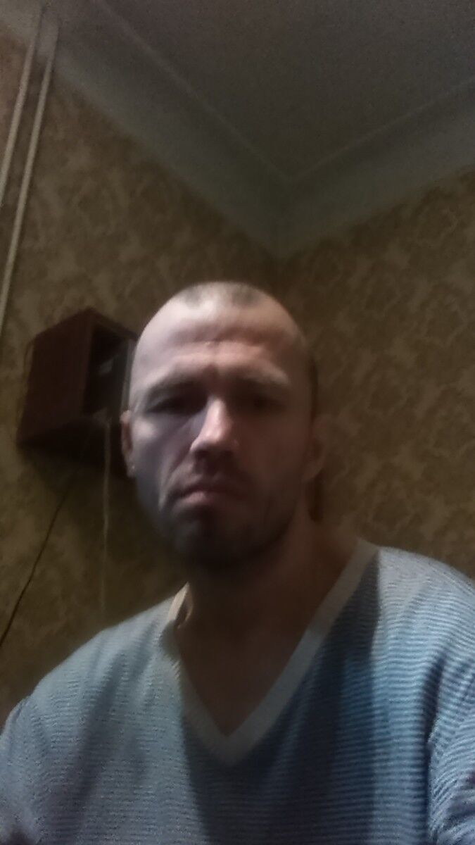  19810428  Vlad, 44 ,    