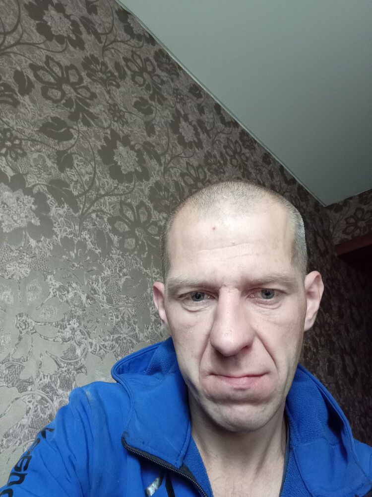  26911158  Nikolay, 40 ,    