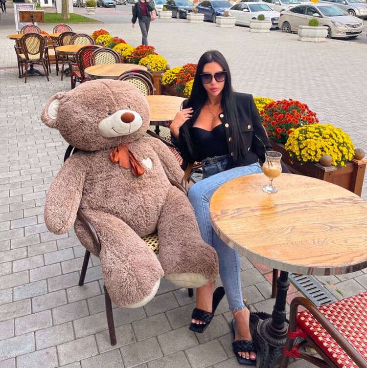  ,   Vika, 31 ,   ,   