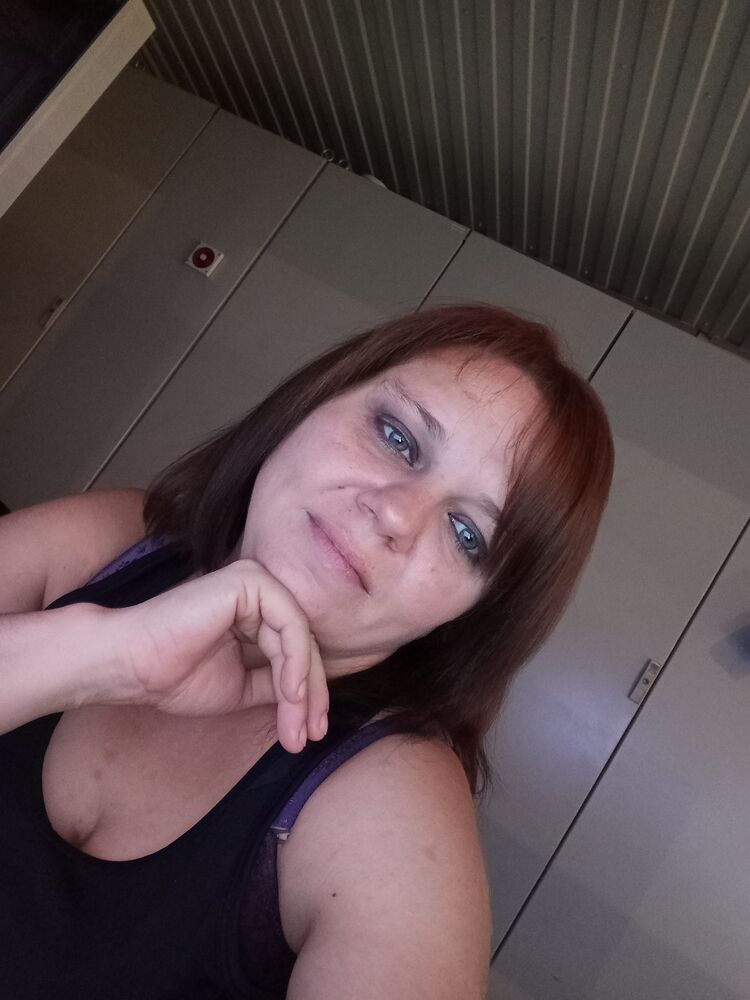  ,   Manij, 34 ,   