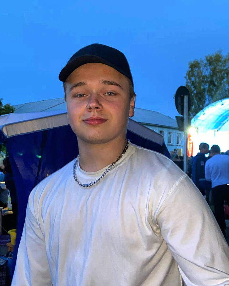  36553508  Kirill, 22 ,    -