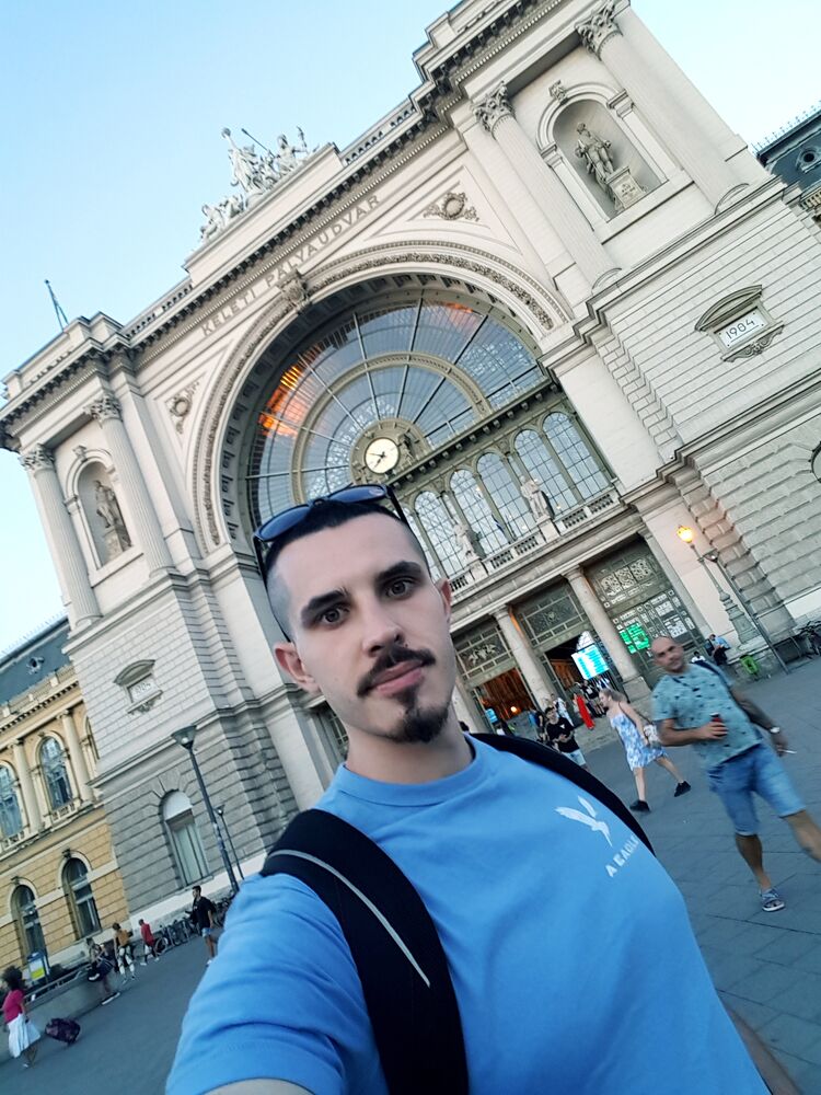  28582368  Alex, 26 ,    Bakonykuti