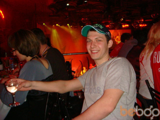  ,   Alex, 41 ,   
