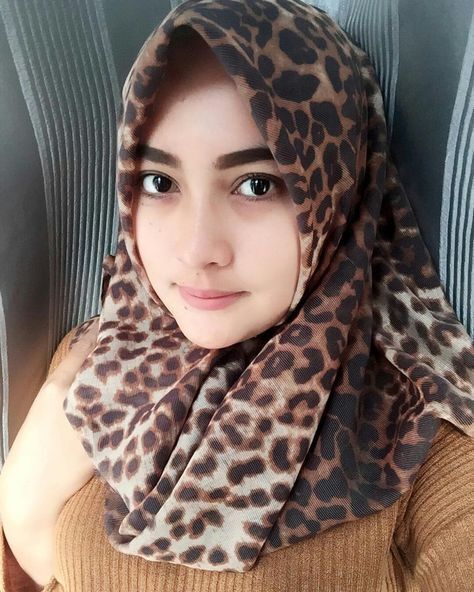  --,   , 26 ,   c 
