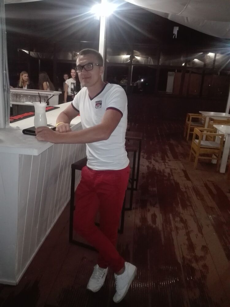  ,   Anton, 36 ,   ,   , c 
