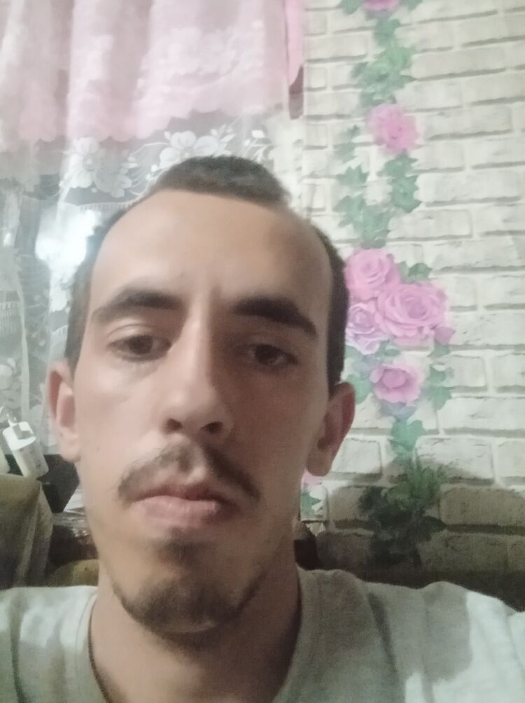  44743698  , 25 ,    