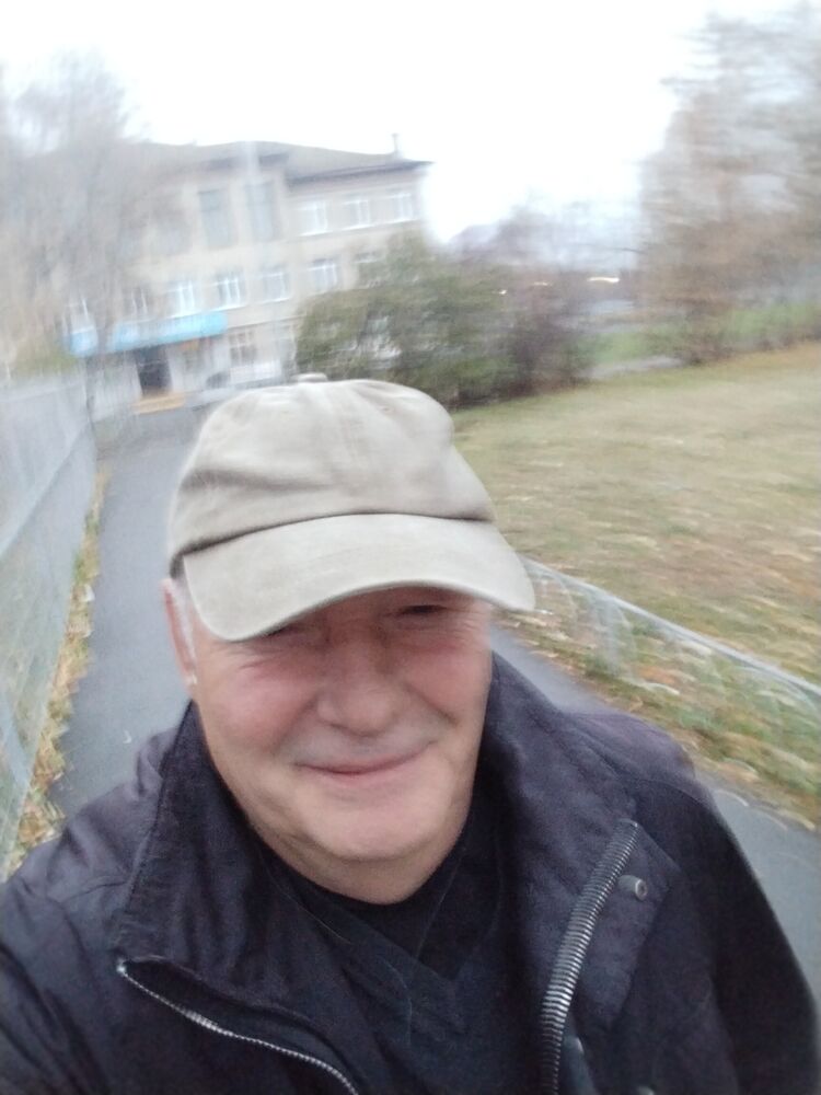  54039028  Viktor, 63 ,    -