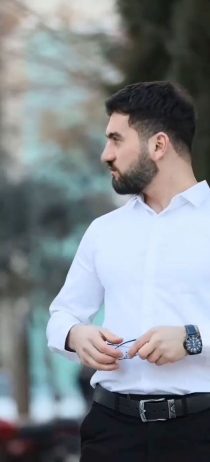  -,   Art Chxko, 34 ,   ,   