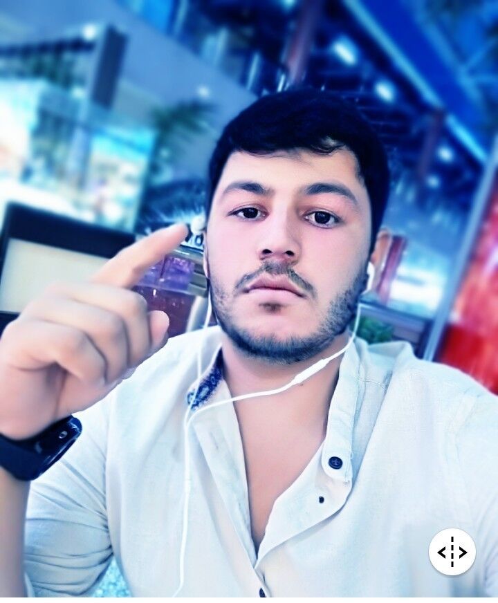  17222798  Bek, 30 ,    