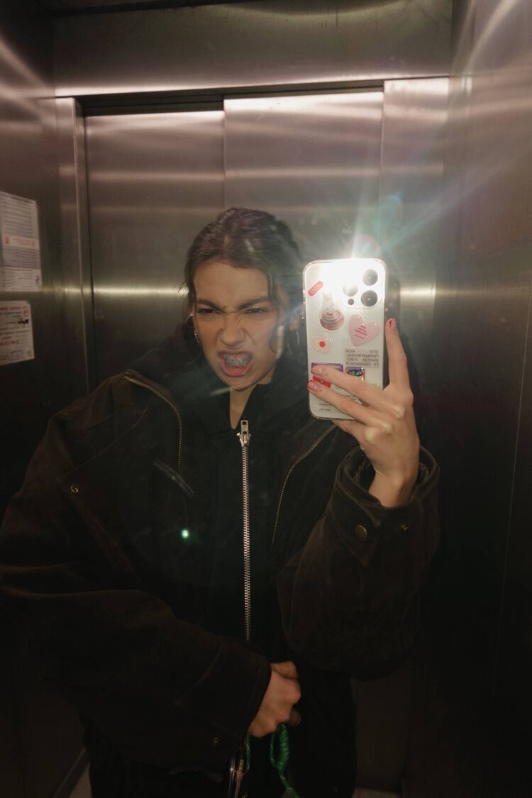 ���� 54954738 ������� ������, 24 ����, ���� ���������� � ������