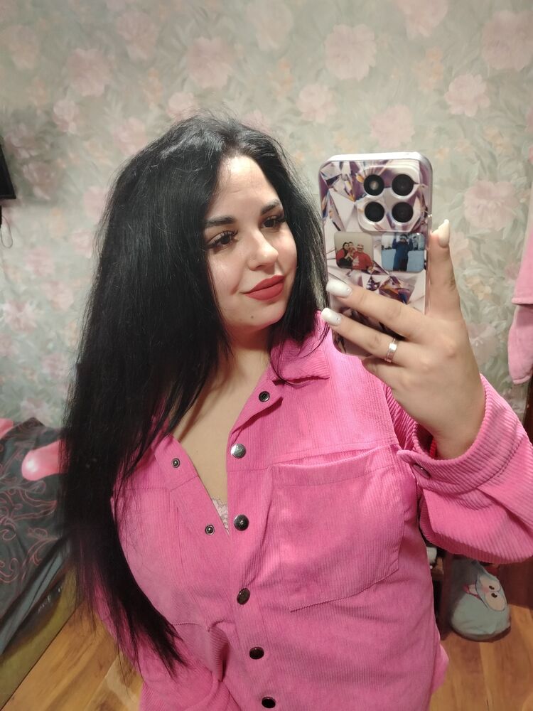 ,   Malinka, 24 ,   , 