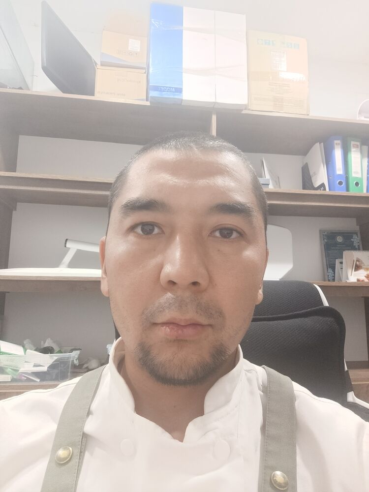  53128128  , 38 ,    