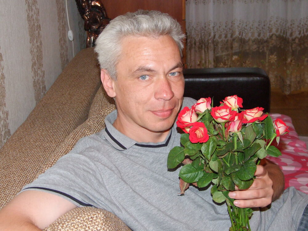 24812568  Igor, 57 ,    