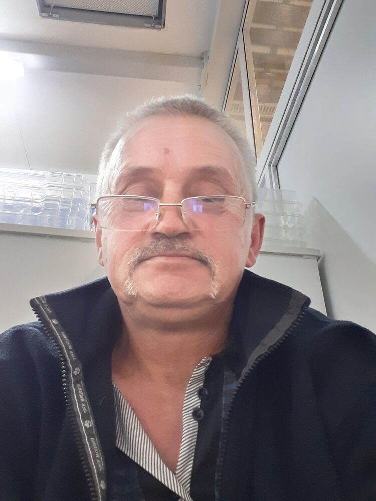 ���� 37854258 ������� ���������, 54 ����, ���� ���������� � Peissenberg