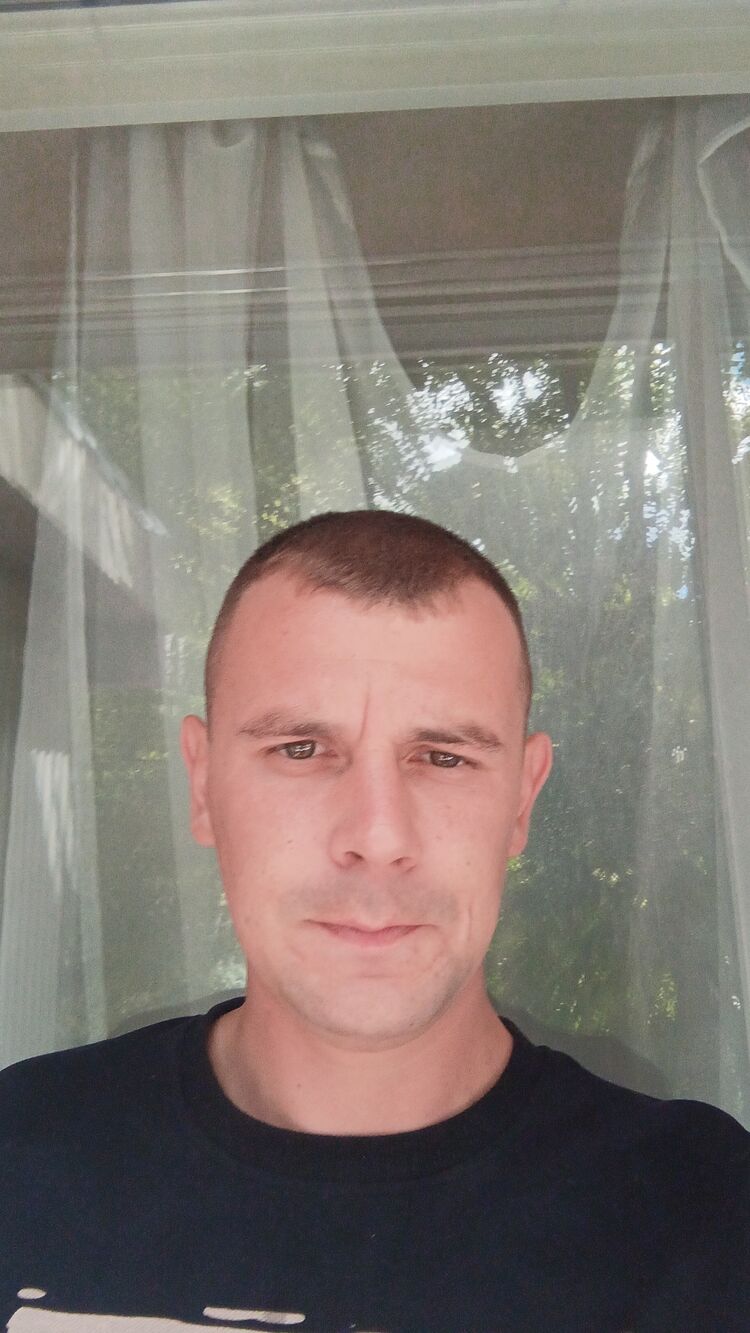  28016848  , 33 ,    -