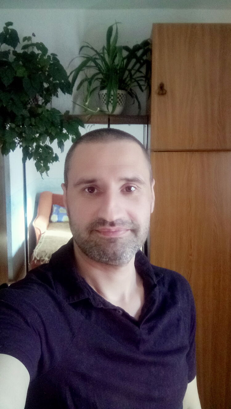  28460238  , 42 ,    