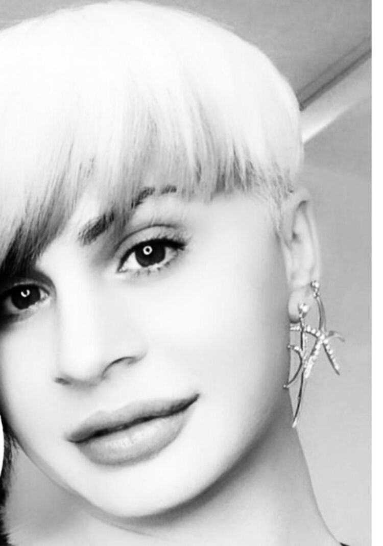  53130108  Mika, 30 ,    