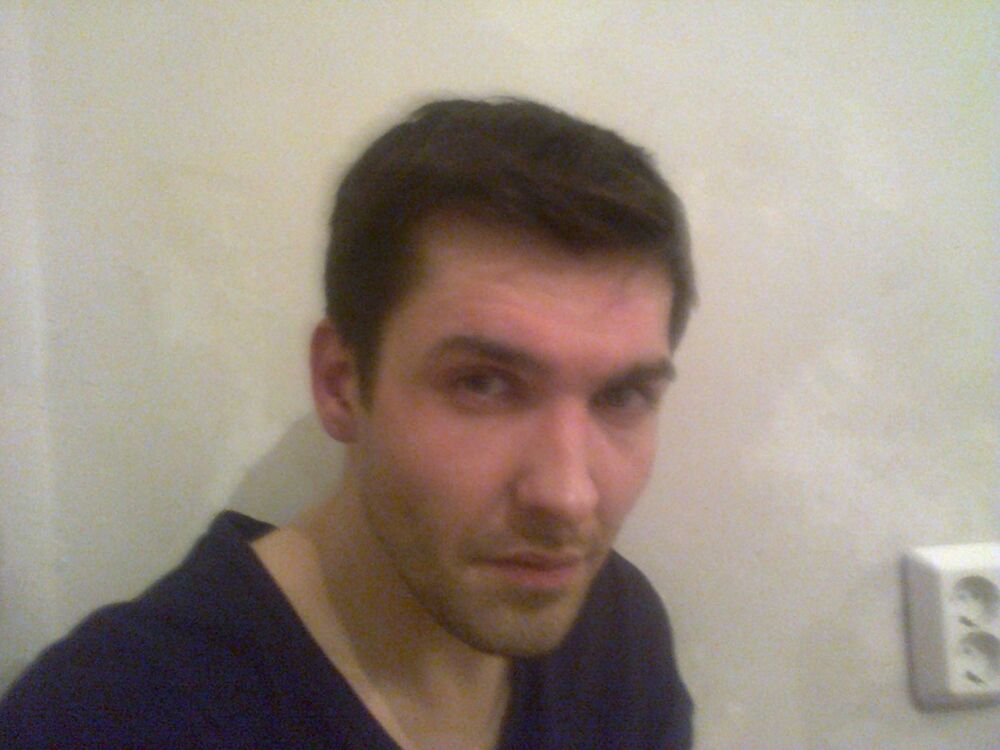  ,   Anton, 40 ,   