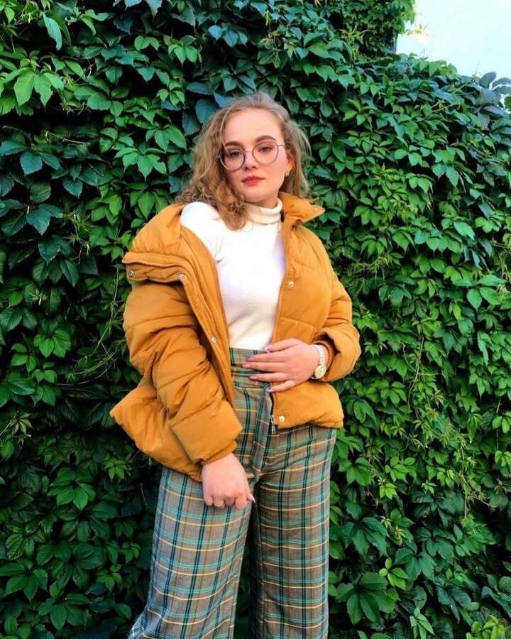  51743738  , 28 ,    --