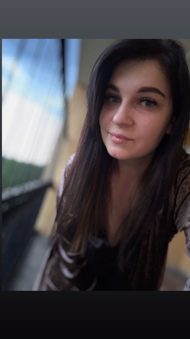  51660258  , 28 ,    