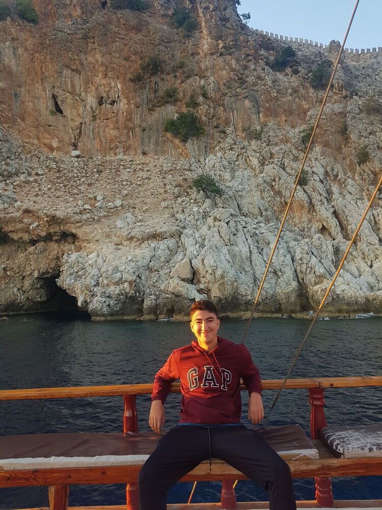  37438518  , 21 ,    Alanya