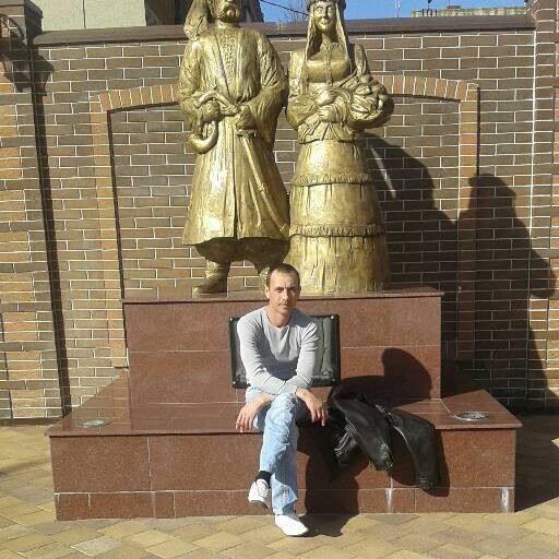  --,   Andrei, 44 ,   
