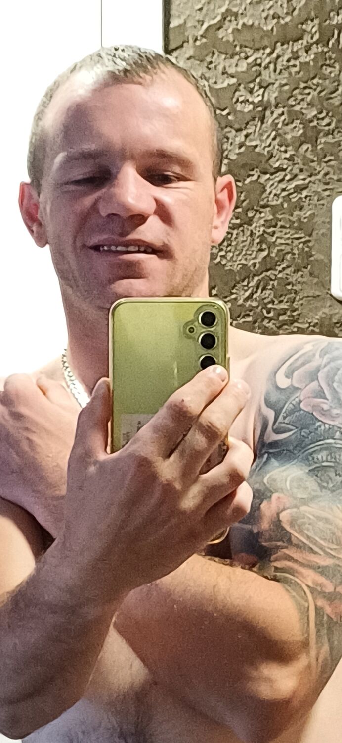  49601868  , 34 ,    