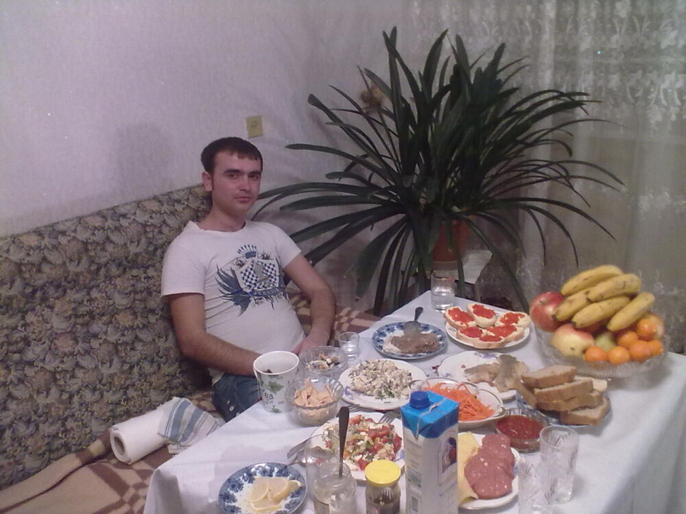  22635698  , 37 ,    