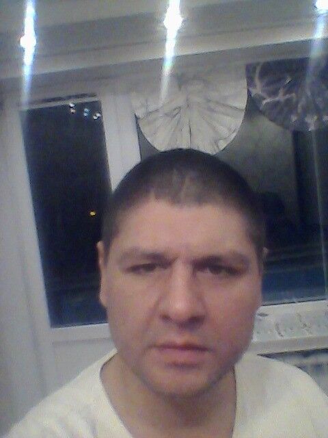  ,   Rinat, 42 ,   ,   , c 