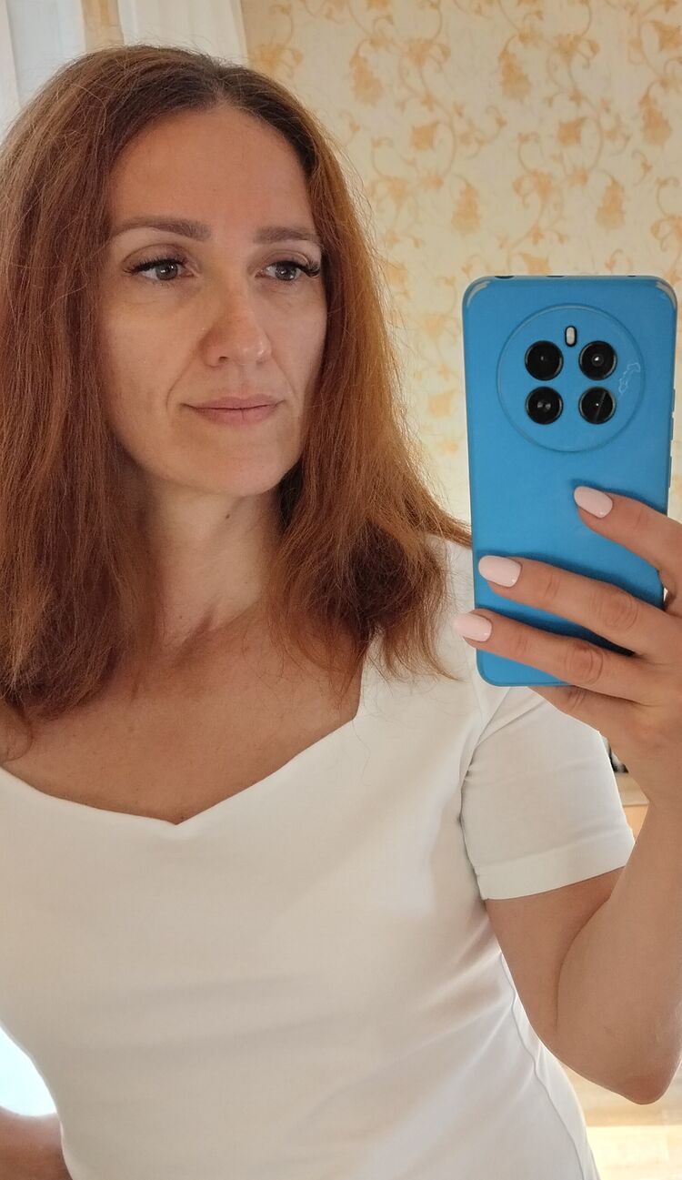  52611948  Svetlana, 46 ,    
