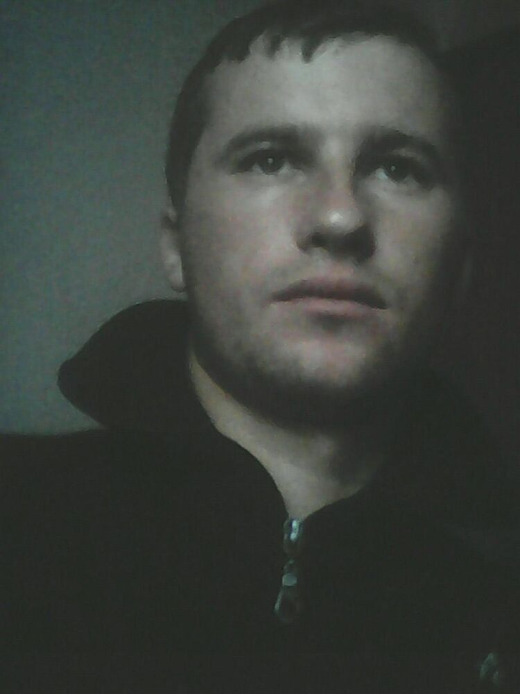  ,   Aleksandr, 32 ,   