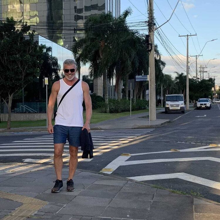  -,   David, 60 ,   ,   