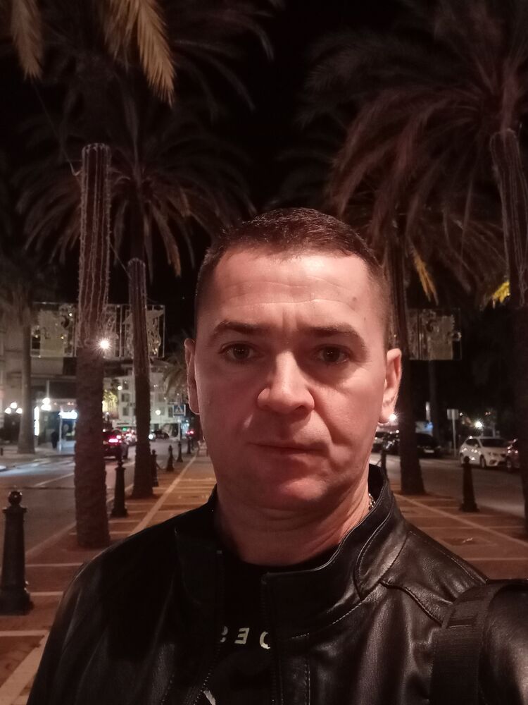  Marbella,   , 43 ,     , c 