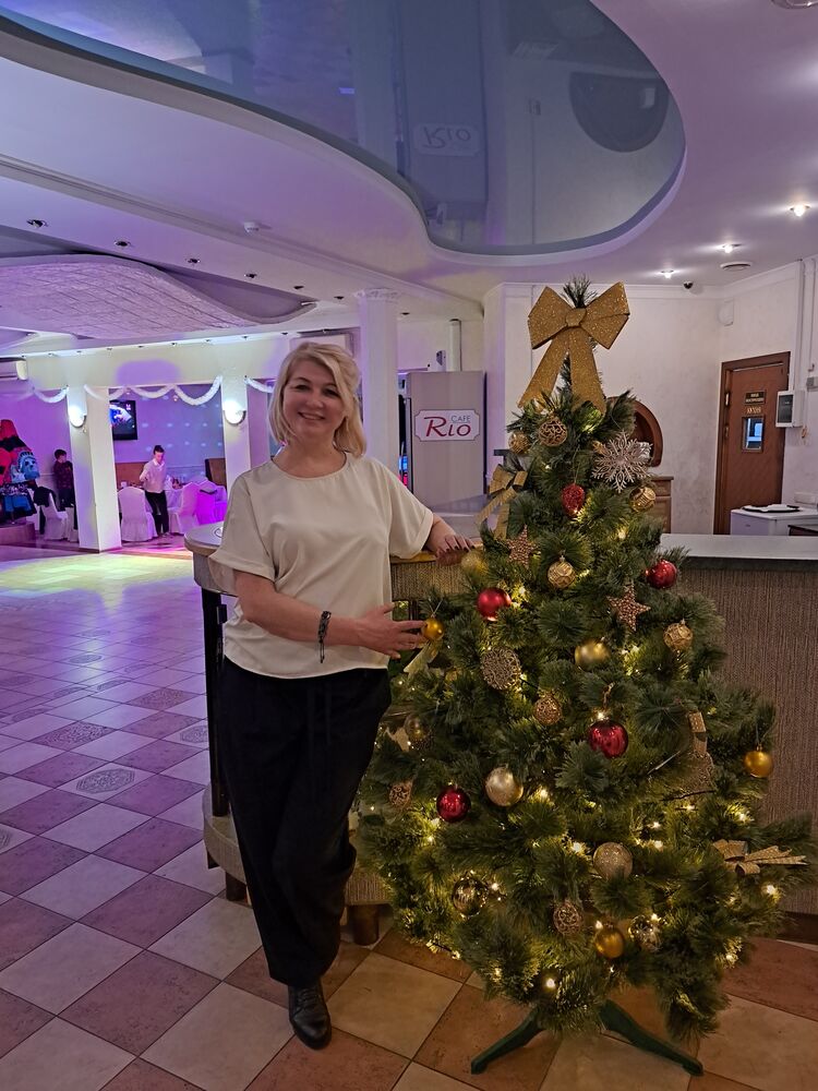 ���������� �����������, ���� ������� Elena, 45 ���, ������������ ��� c�������� ���������