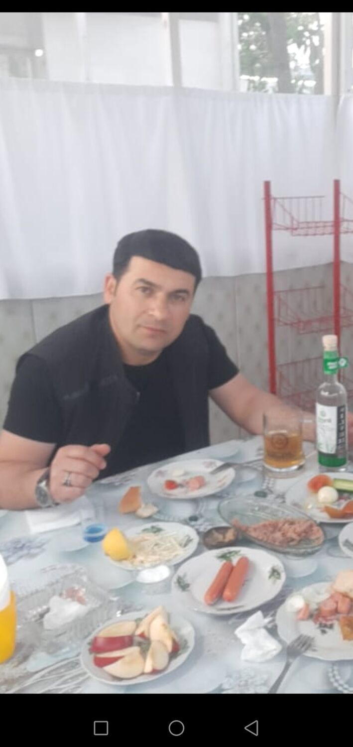  ,   Elnur, 42 ,   ,   