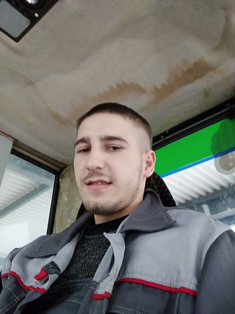  ,   Andrei, 31 ,  