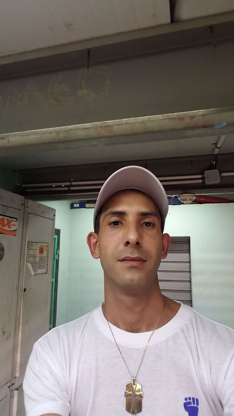  30647488  Jordan, 38 ,    