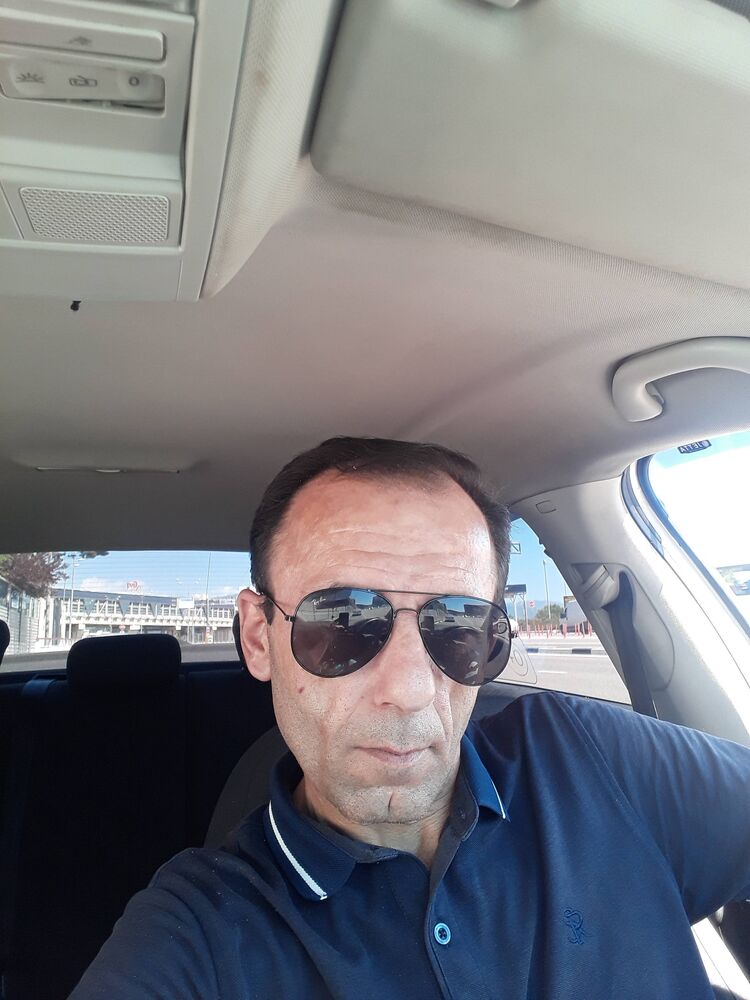  49767468  GUG, 41 ,    
