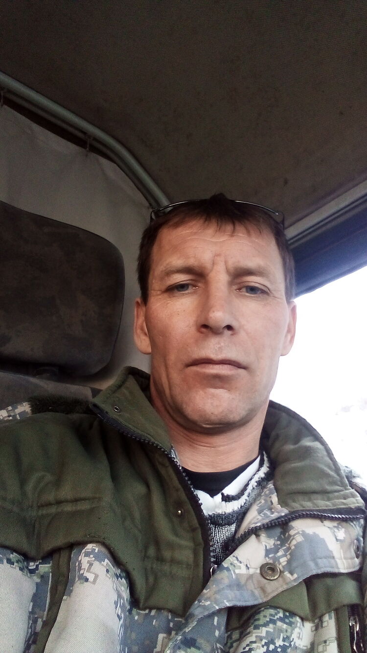  25715368  , 44 ,    