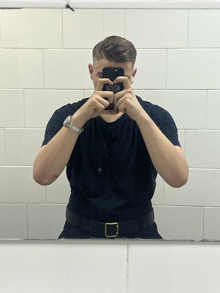  49683858  , 23 ,    