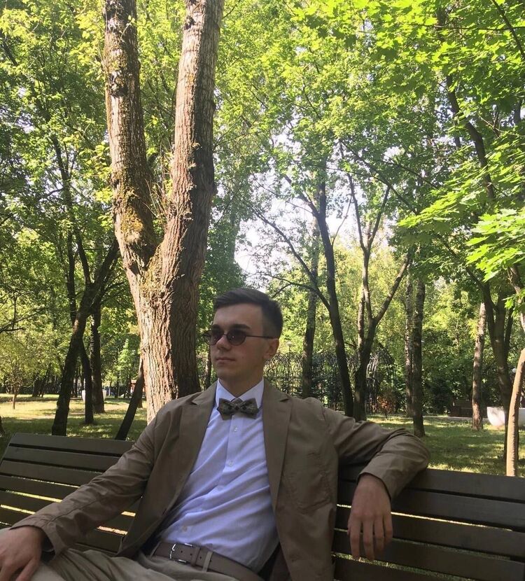  49963818  Oleg, 24 ,    
