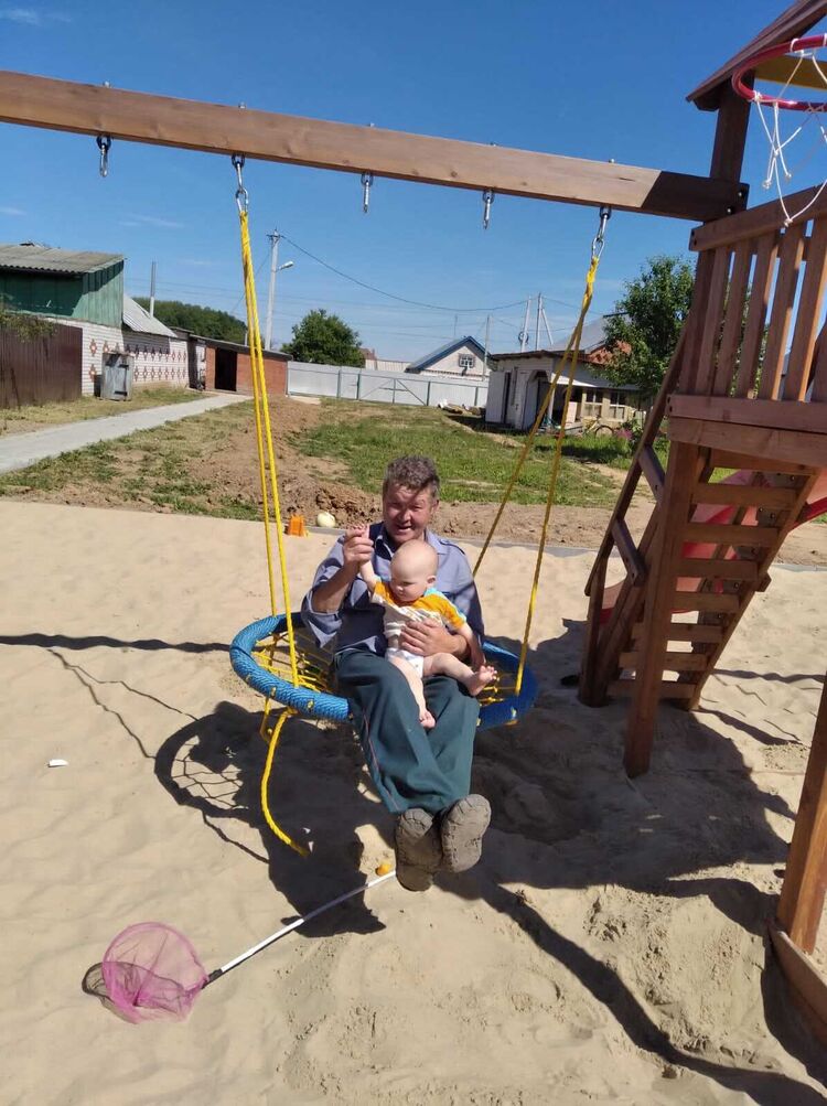  28097708  , 60 ,    